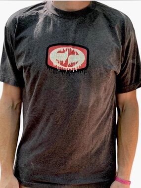 Vintage Split
Skateboard Shirt Large Grey Drippy Logo Y2K Skateboarding